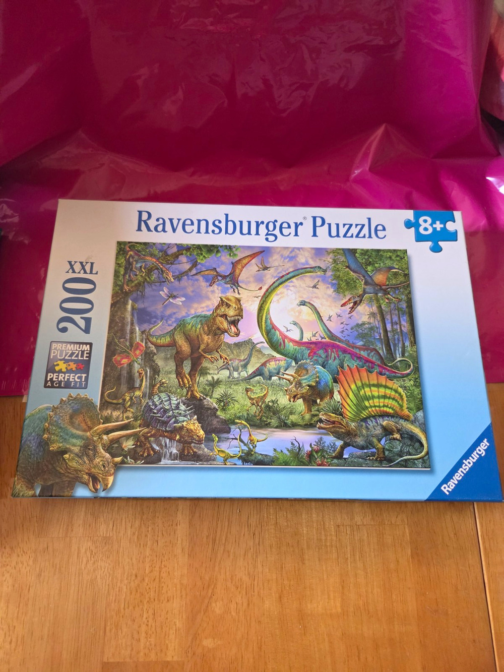 Ravensburger Dinosaurs 200pc Jigsaw Puzzle Ages 8+ Interlocking 2013 Complete